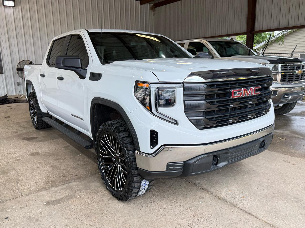 GMC Sierra 1500 Pro Crew Cab Short Box 4WD 2023