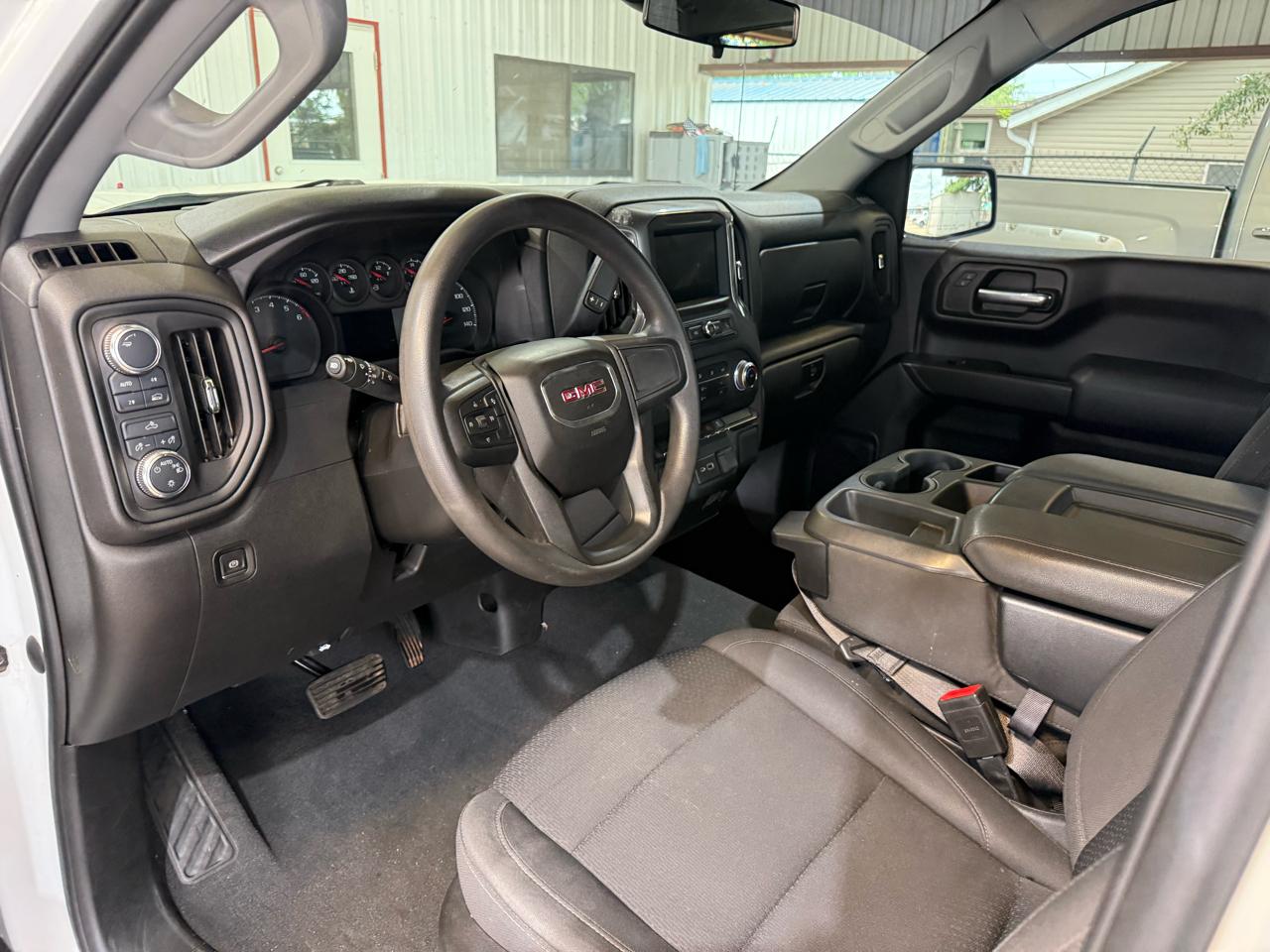 GMC Sierra 1500 Pro Crew Cab Short Box 4WD 2023