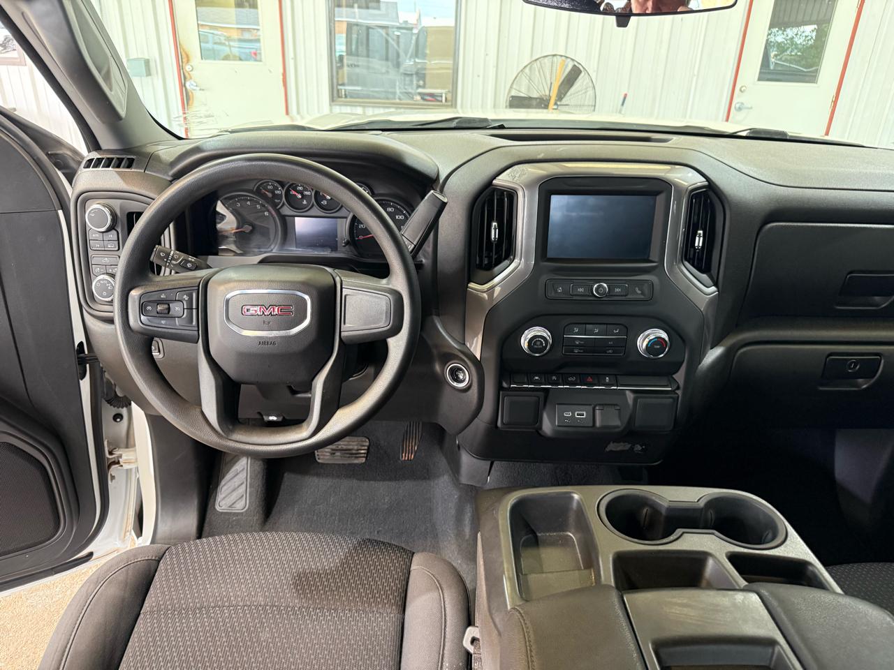 GMC Sierra 1500 Pro Crew Cab Short Box 4WD 2023