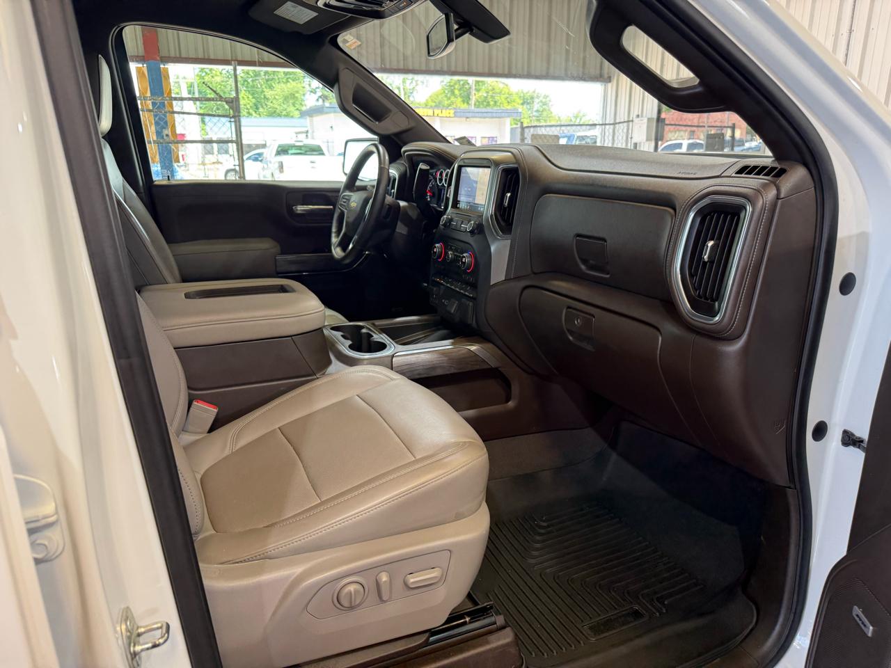 Chevrolet Silverado 1500 LTZ Crew Cab 4WD 2019