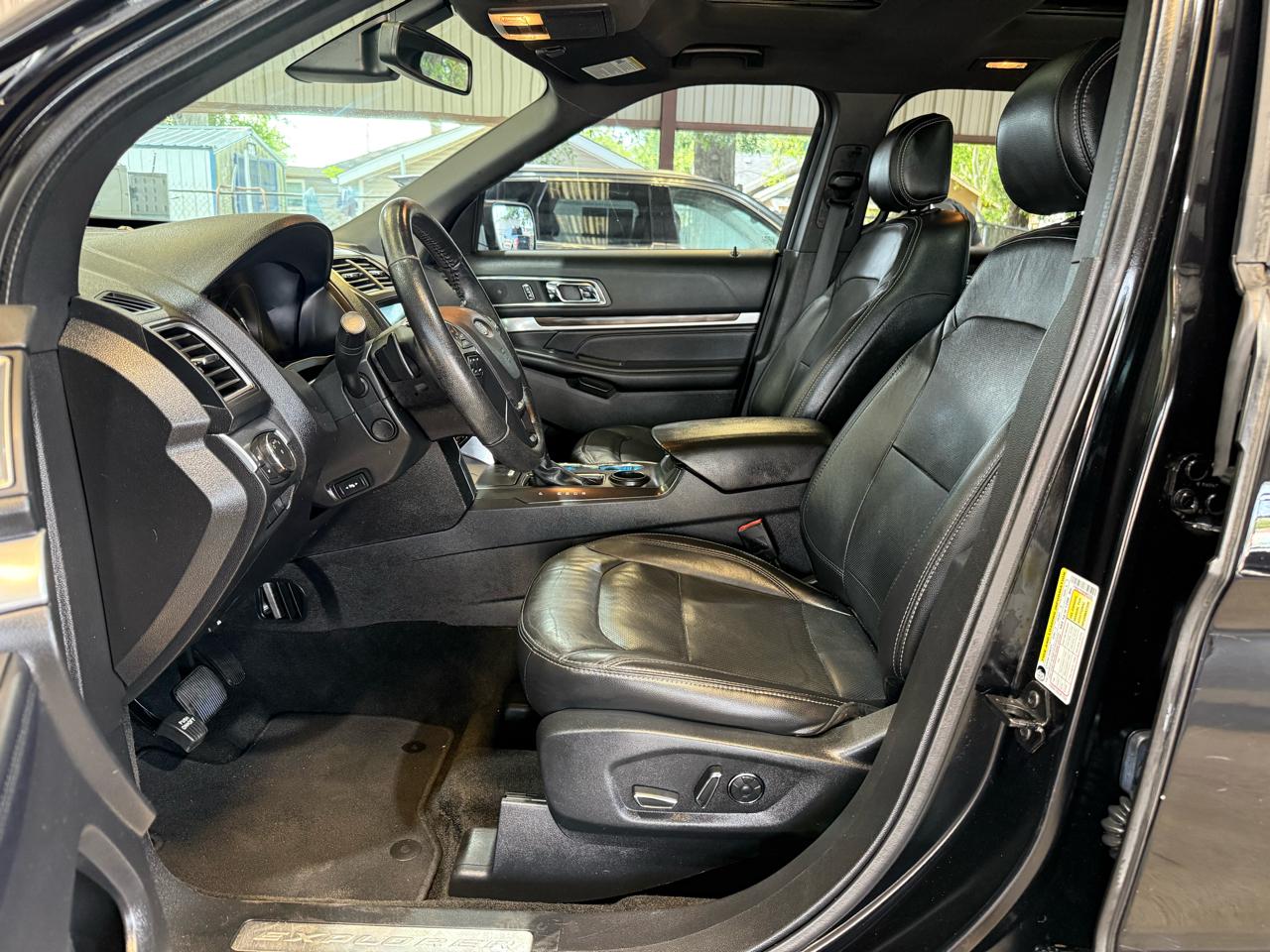 Ford Explorer Limited FWD 2017