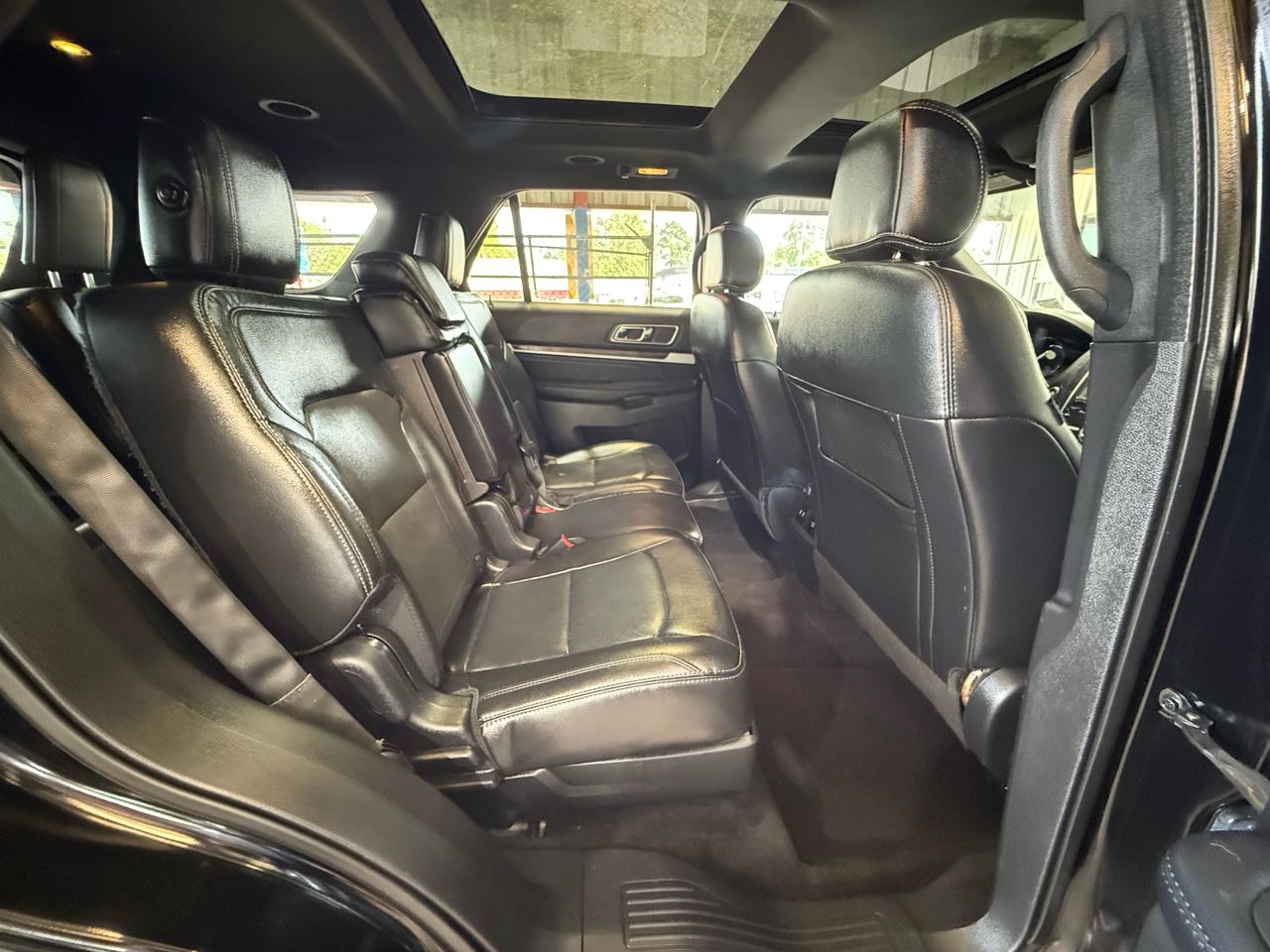 Ford Explorer Limited FWD 2017