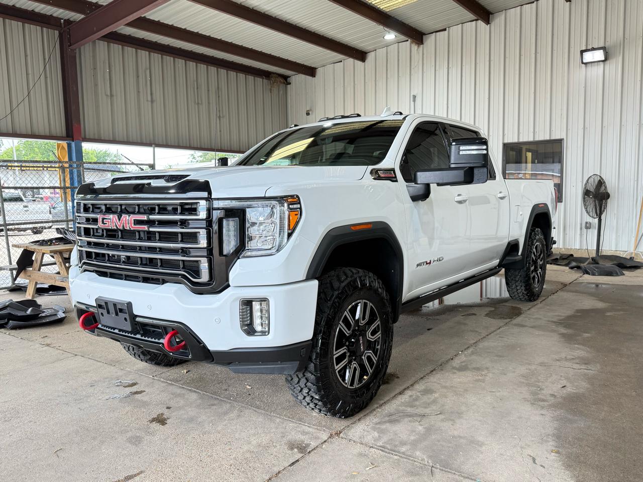 GMC Sierra 2500HD AT4 Crew Cab 4WD 2022