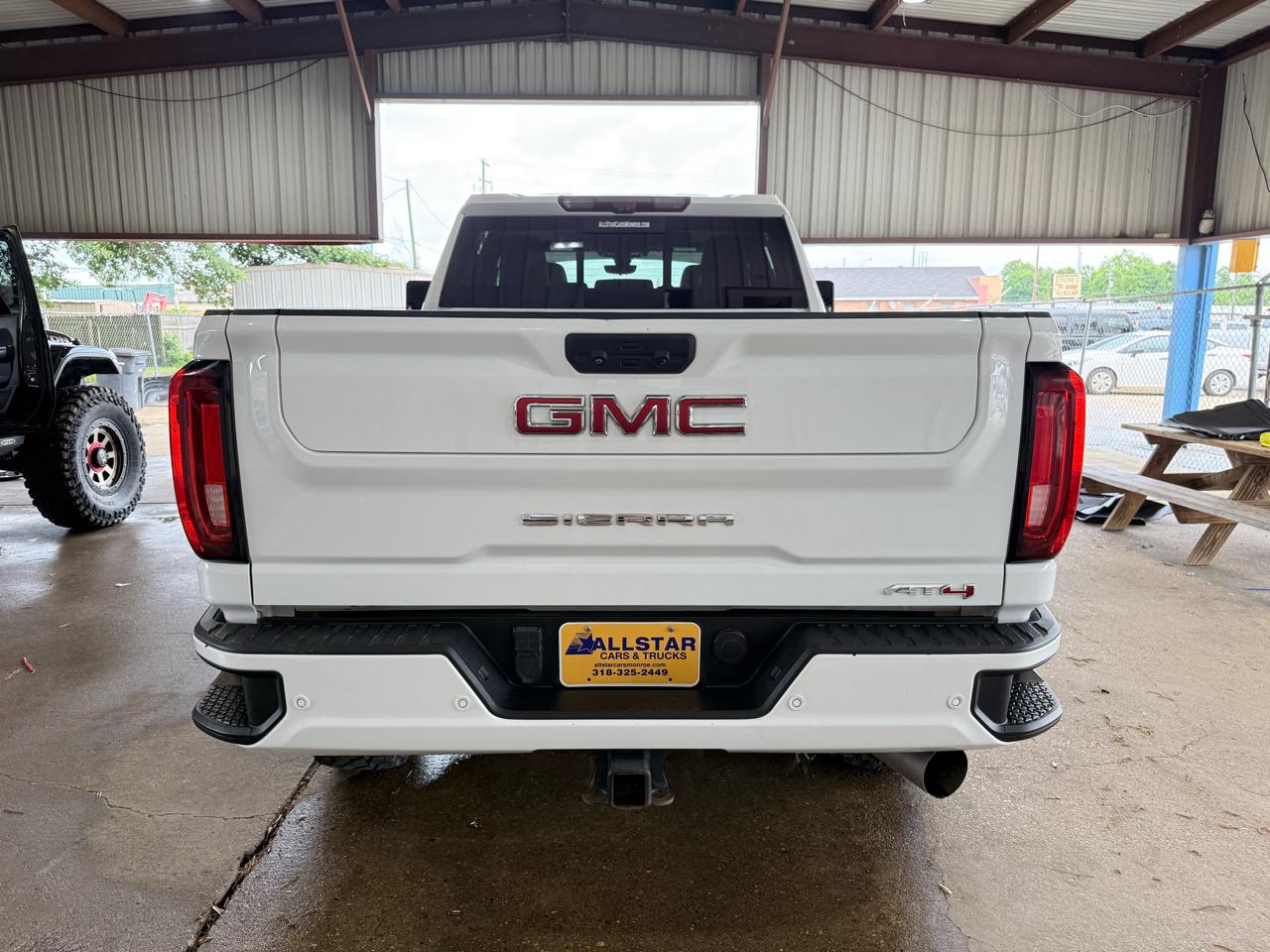 GMC Sierra 2500HD AT4 Crew Cab 4WD 2022