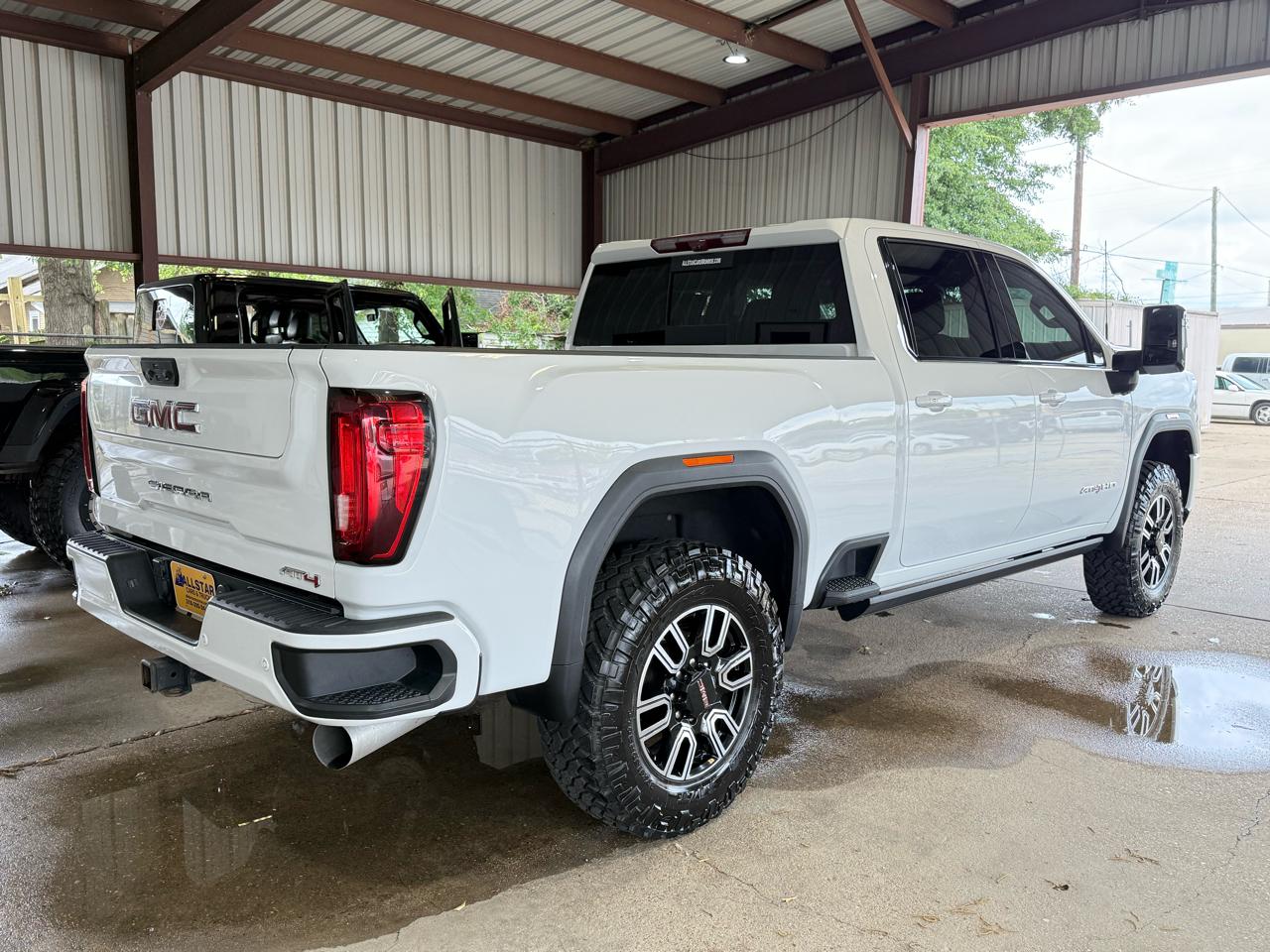 GMC Sierra 2500HD AT4 Crew Cab 4WD 2022