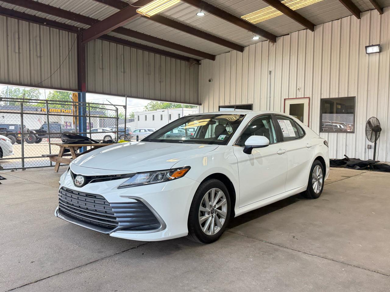 Toyota Camry LE 2022