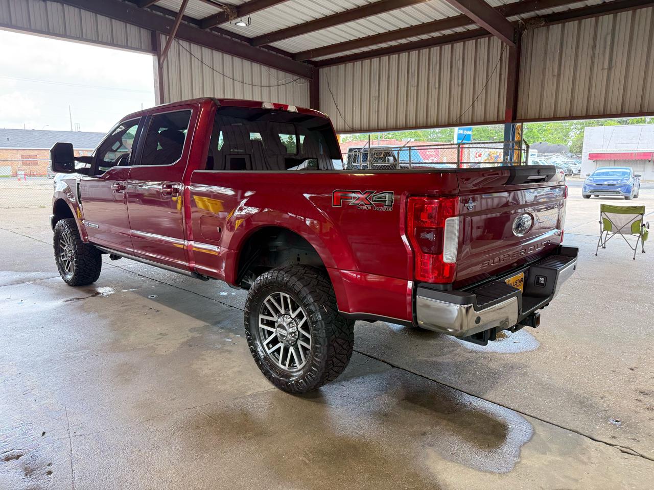 Ford F-250 SD Lariat Crew Cab 4WD 2018