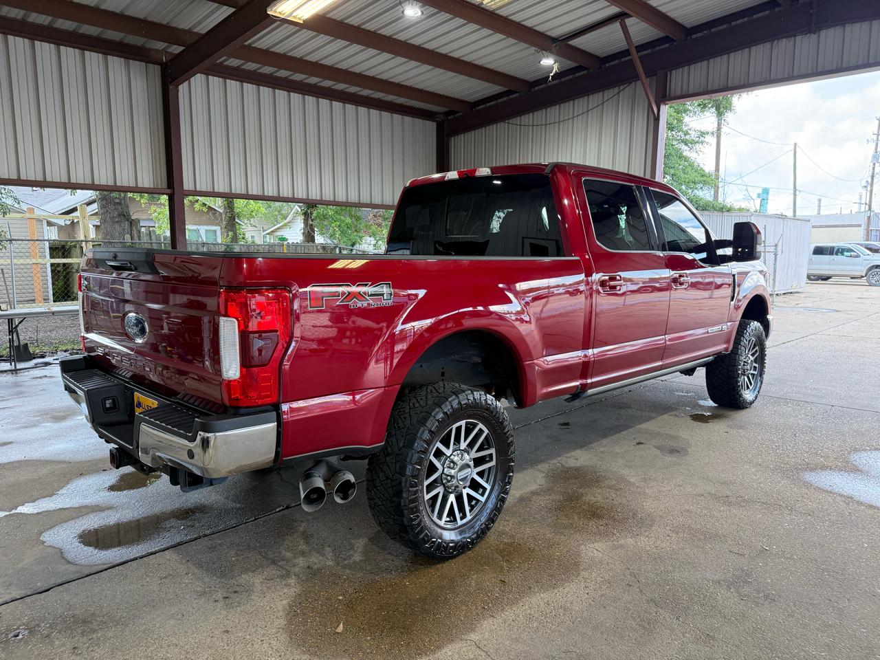 Ford F-250 SD Lariat Crew Cab 4WD 2018