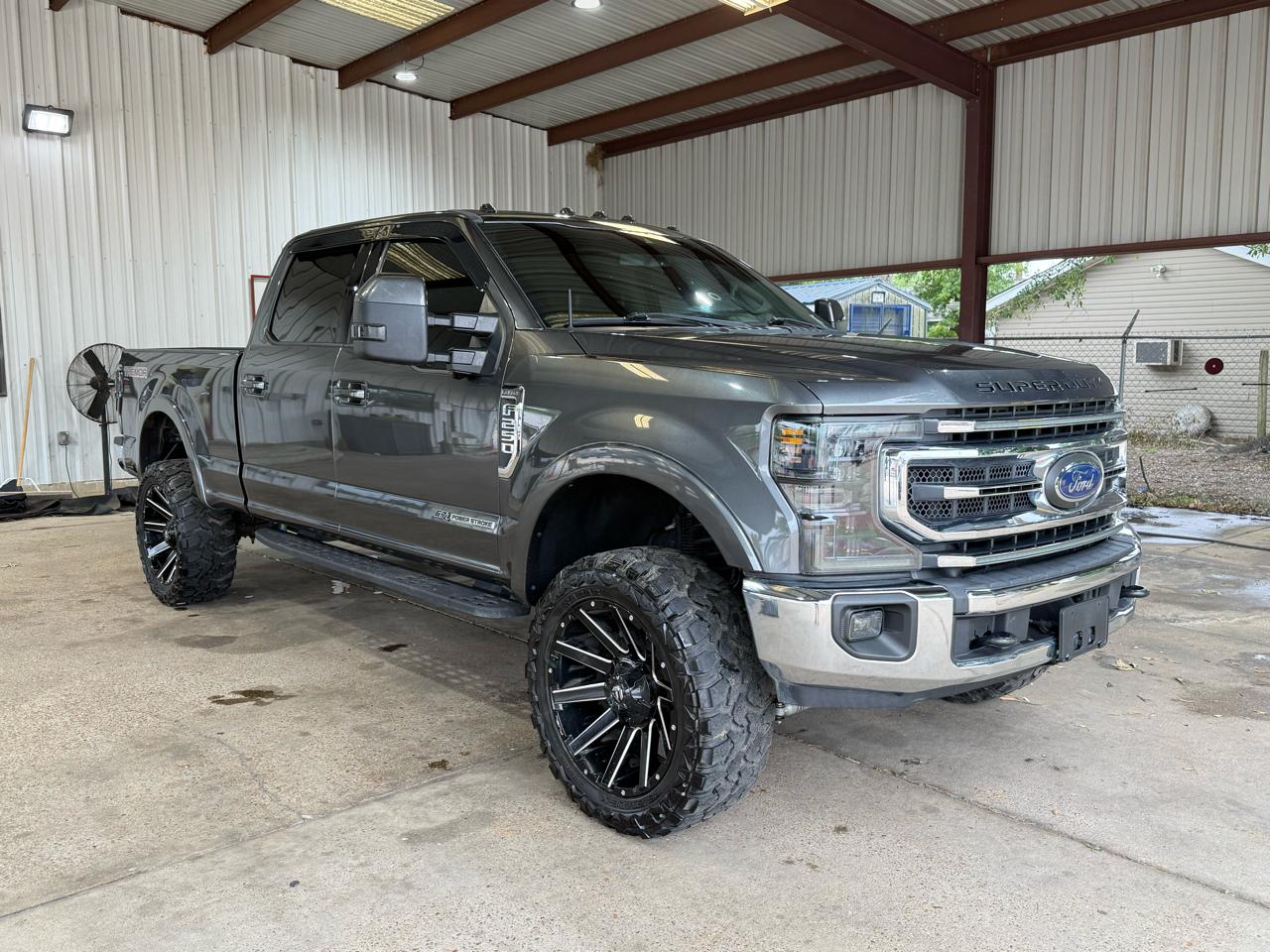 Ford F-250 SD Lariat Crew Cab 4WD 2020