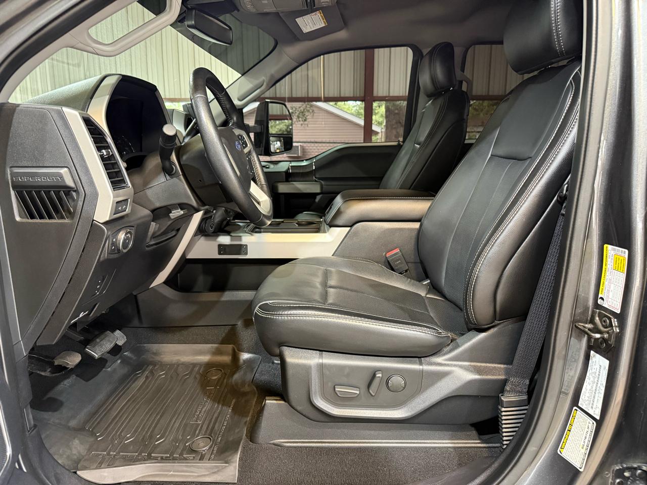 Ford F-250 SD Lariat Crew Cab 4WD 2020