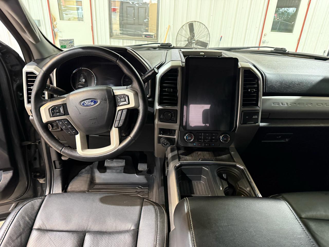Ford F-250 SD Lariat Crew Cab 4WD 2020