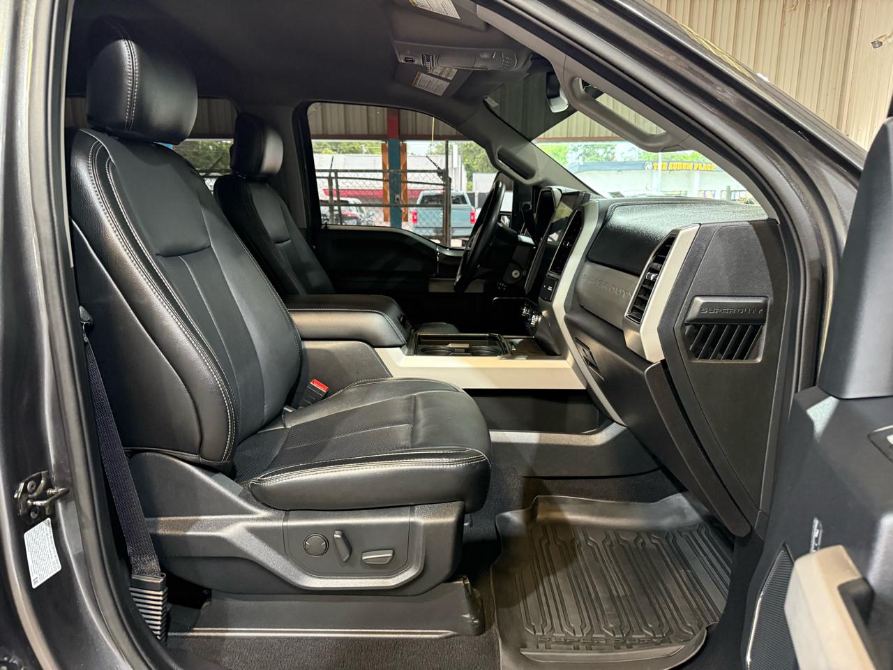 Ford F-250 SD Lariat Crew Cab 4WD 2020
