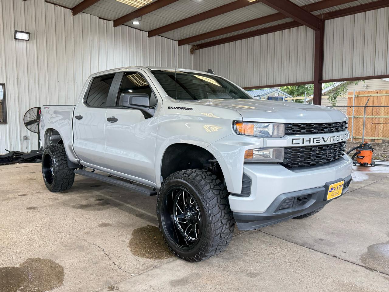 Chevrolet Silverado 1500 Custom Crew Cab 4WD 2020