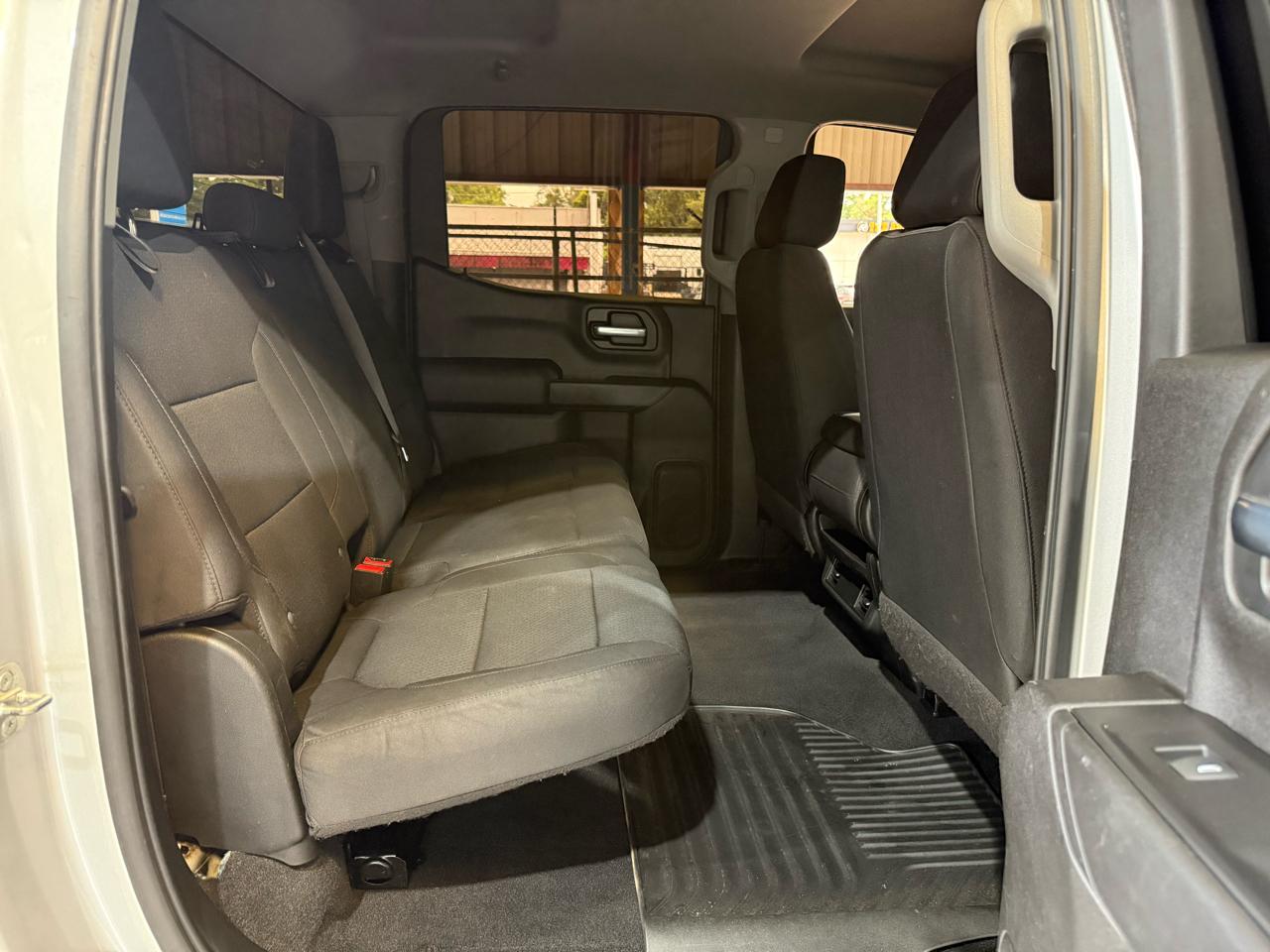 Chevrolet Silverado 1500 Custom Crew Cab 4WD 2020