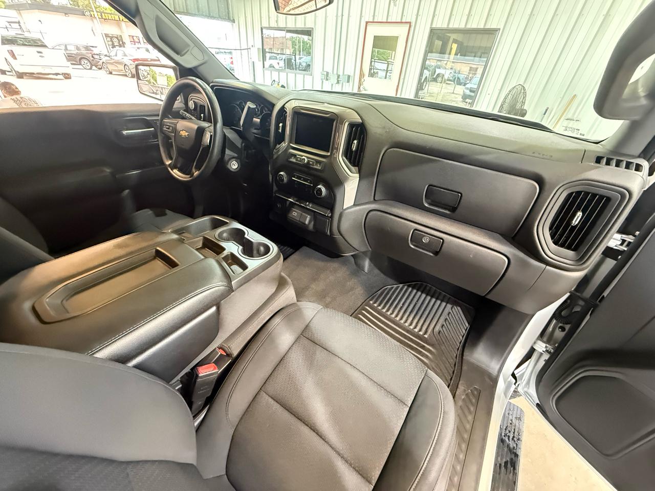 Chevrolet Silverado 1500 Custom Crew Cab 4WD 2020