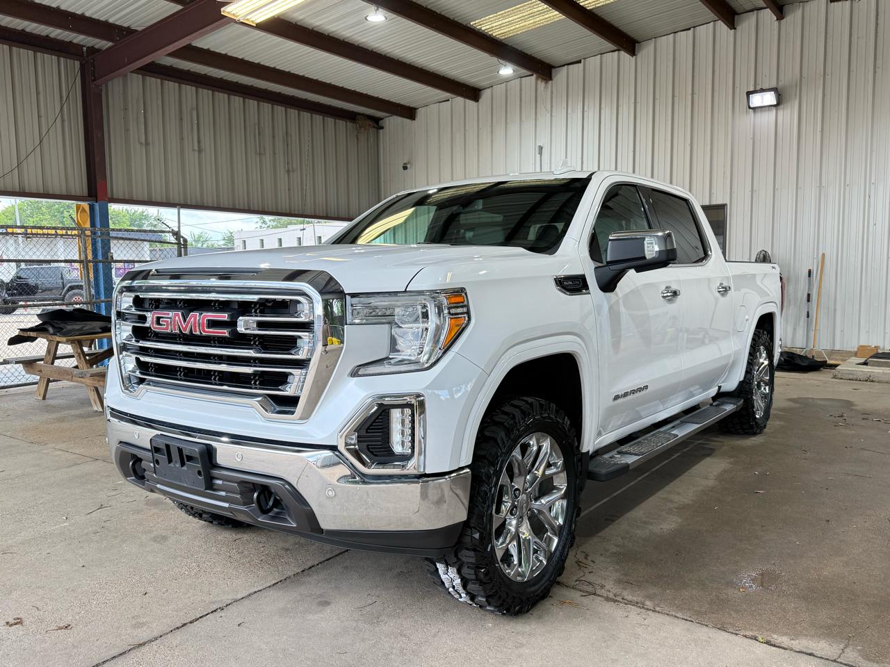 GMC Sierra 1500 SLT Crew Cab Short Box 4WD 2020