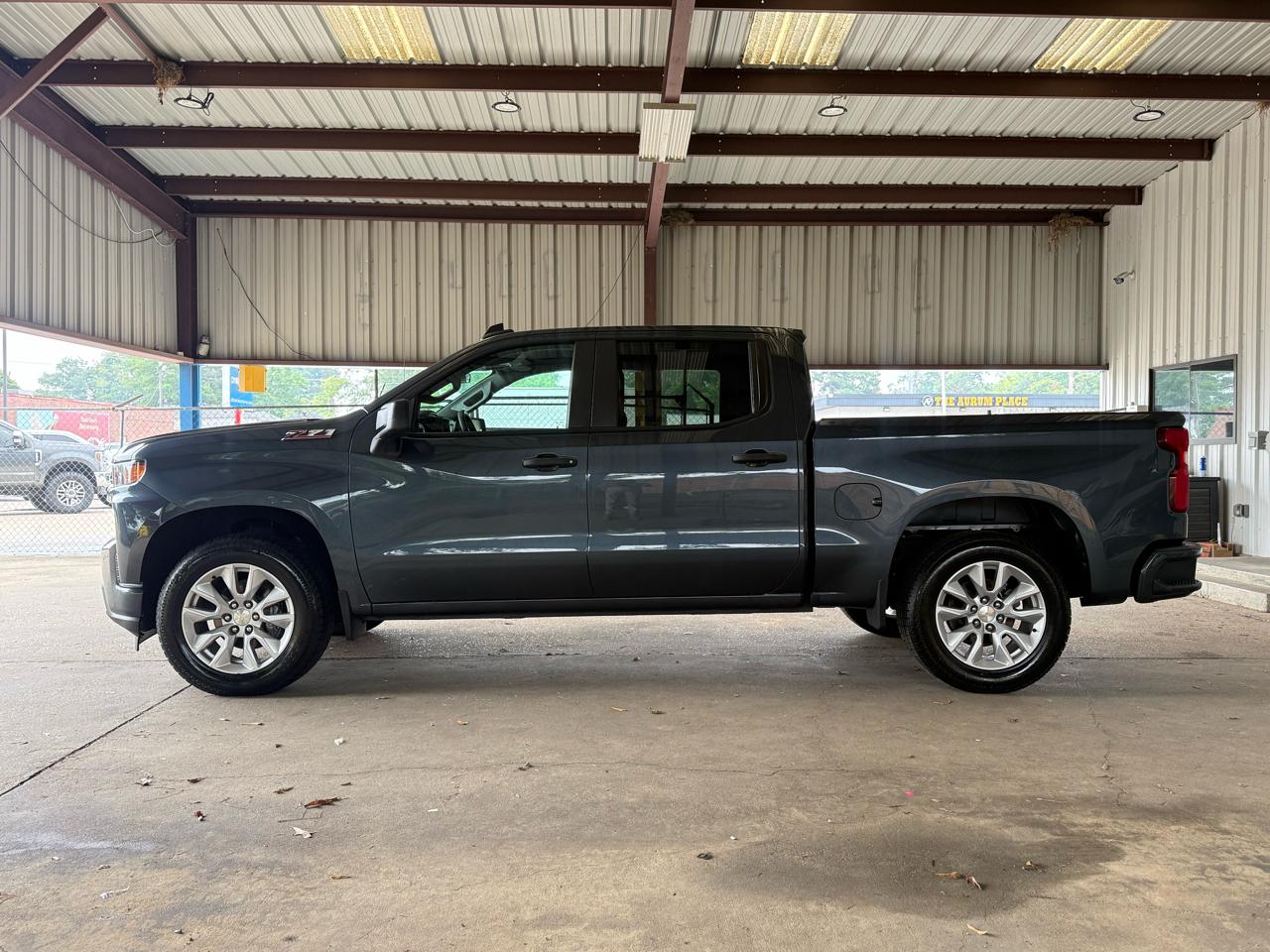 Chevrolet Silverado 1500 Custom Crew Cab Short Box 4WD 2020