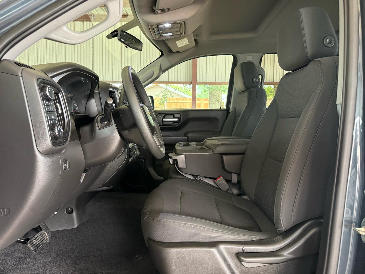 Chevrolet Silverado 1500 Custom Crew Cab Short Box 4WD 2020