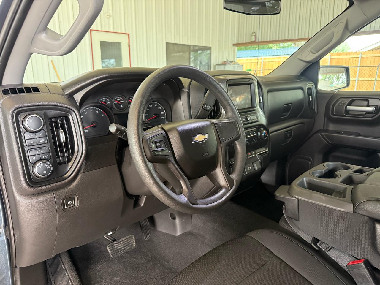 Chevrolet Silverado 1500 Custom Crew Cab Short Box 4WD 2020