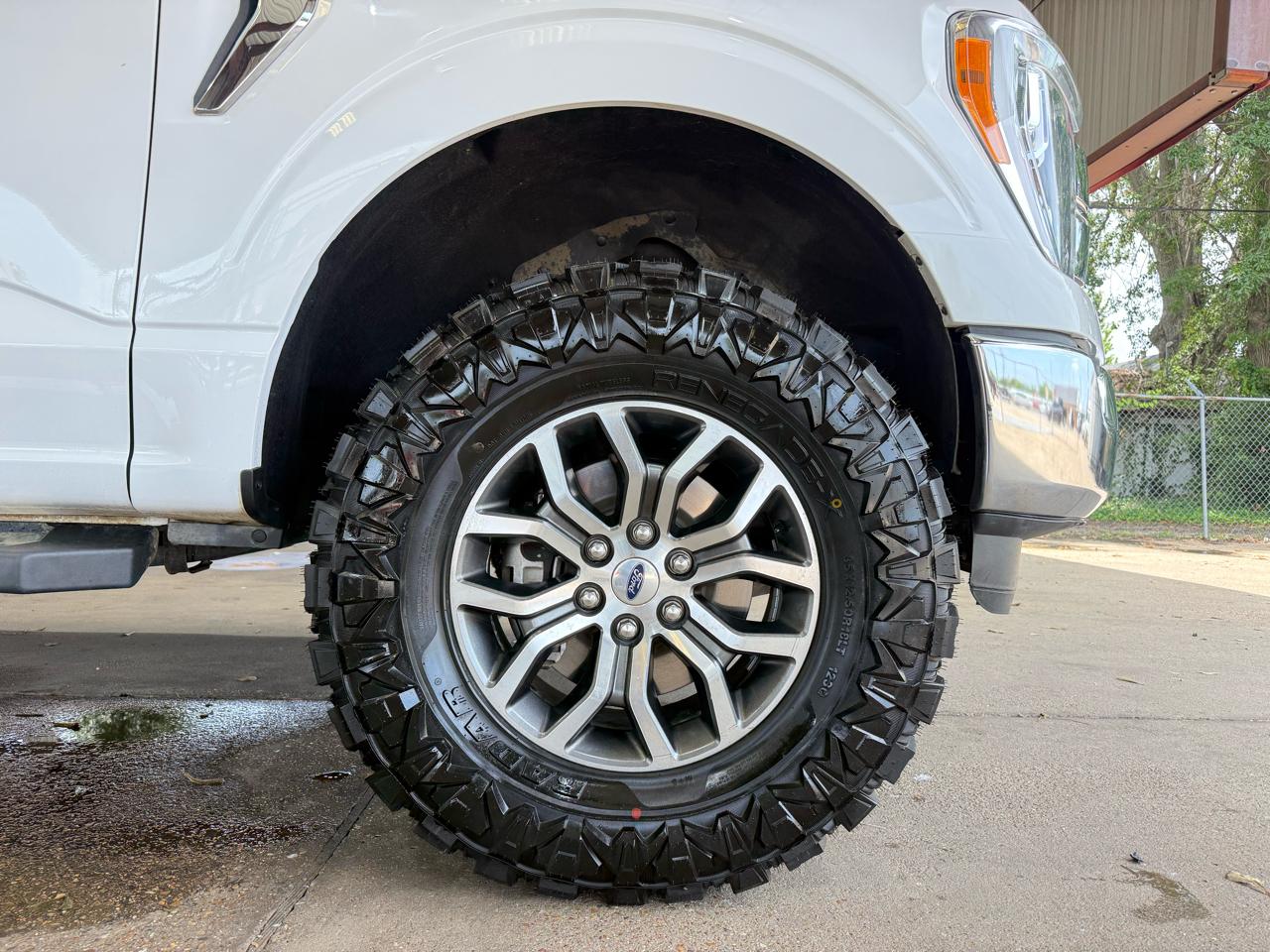 Ford F-150 Lariat SuperCrew 5.5-ft. Bed 4WD 2022