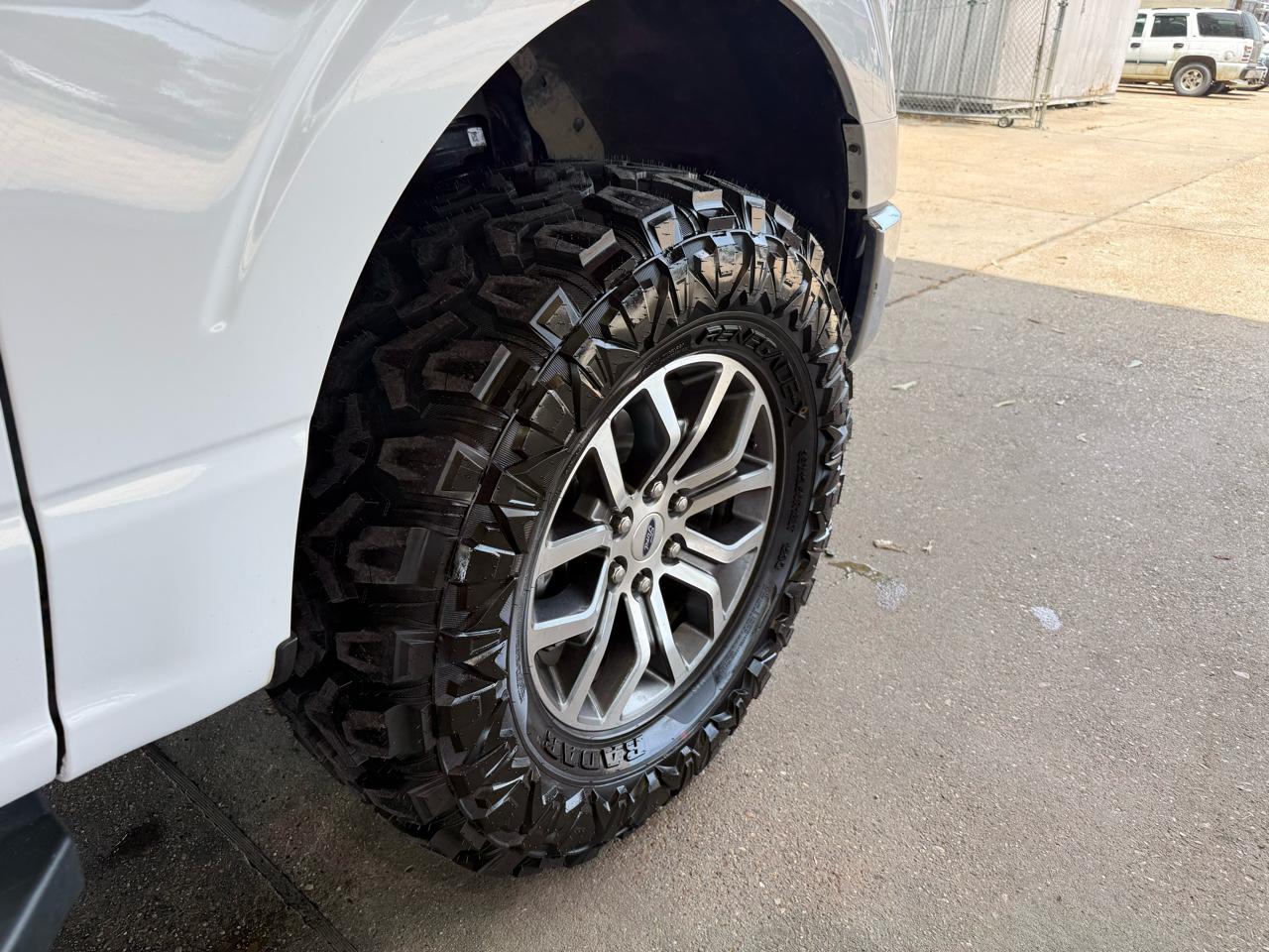 Ford F-150 Lariat SuperCrew 5.5-ft. Bed 4WD 2022