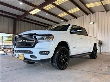 2022 RAM 1500 Laramie Crew Cab SWB 4WD