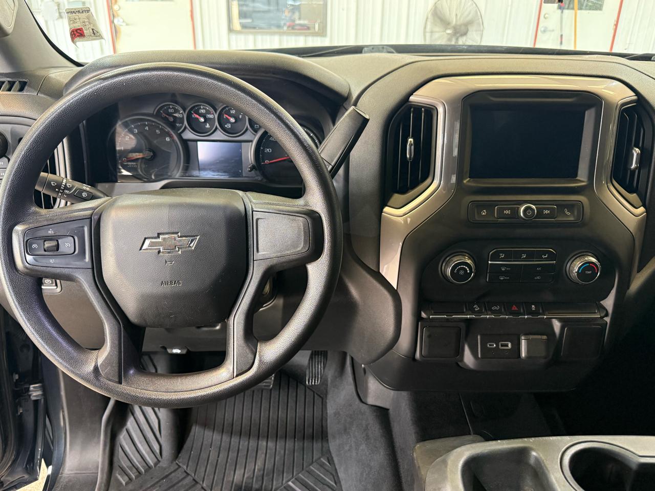 Chevrolet Silverado 1500 Custom Trail Boss Crew Cab Short Box 4WD 2021