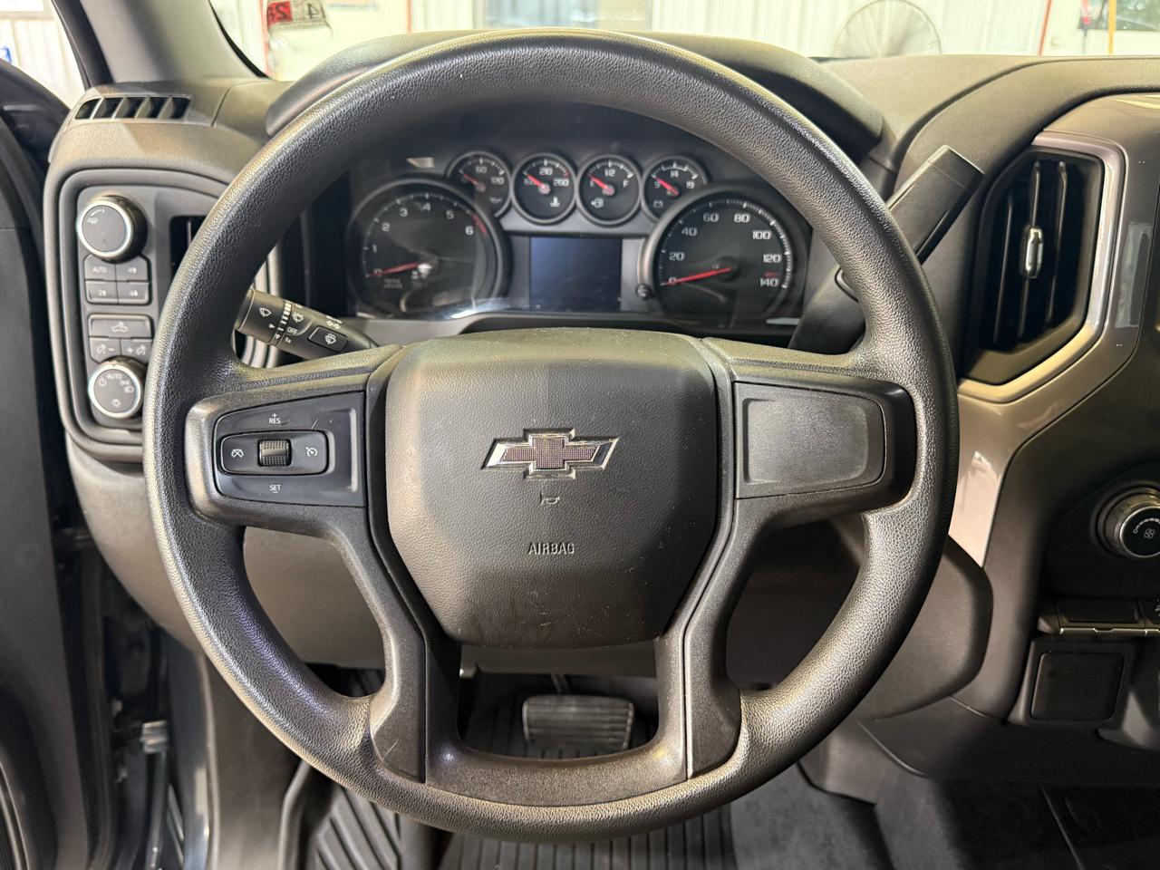 Chevrolet Silverado 1500 Custom Trail Boss Crew Cab Short Box 4WD 2021