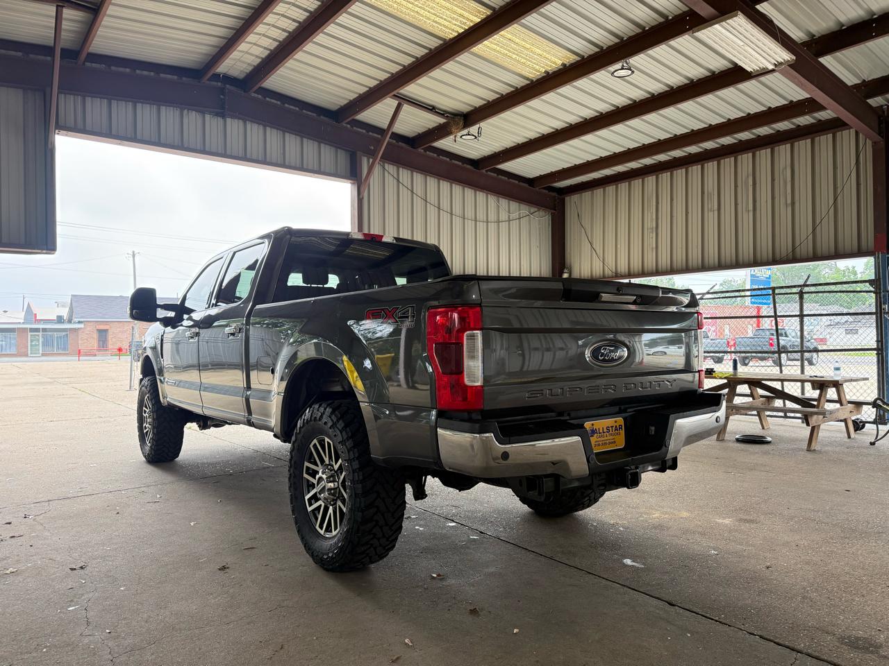 Ford F-250 SD XLT Crew Cab Short Bed 4WD 2019