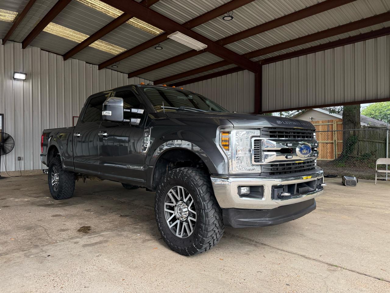 Ford F-250 SD XLT Crew Cab Short Bed 4WD 2019