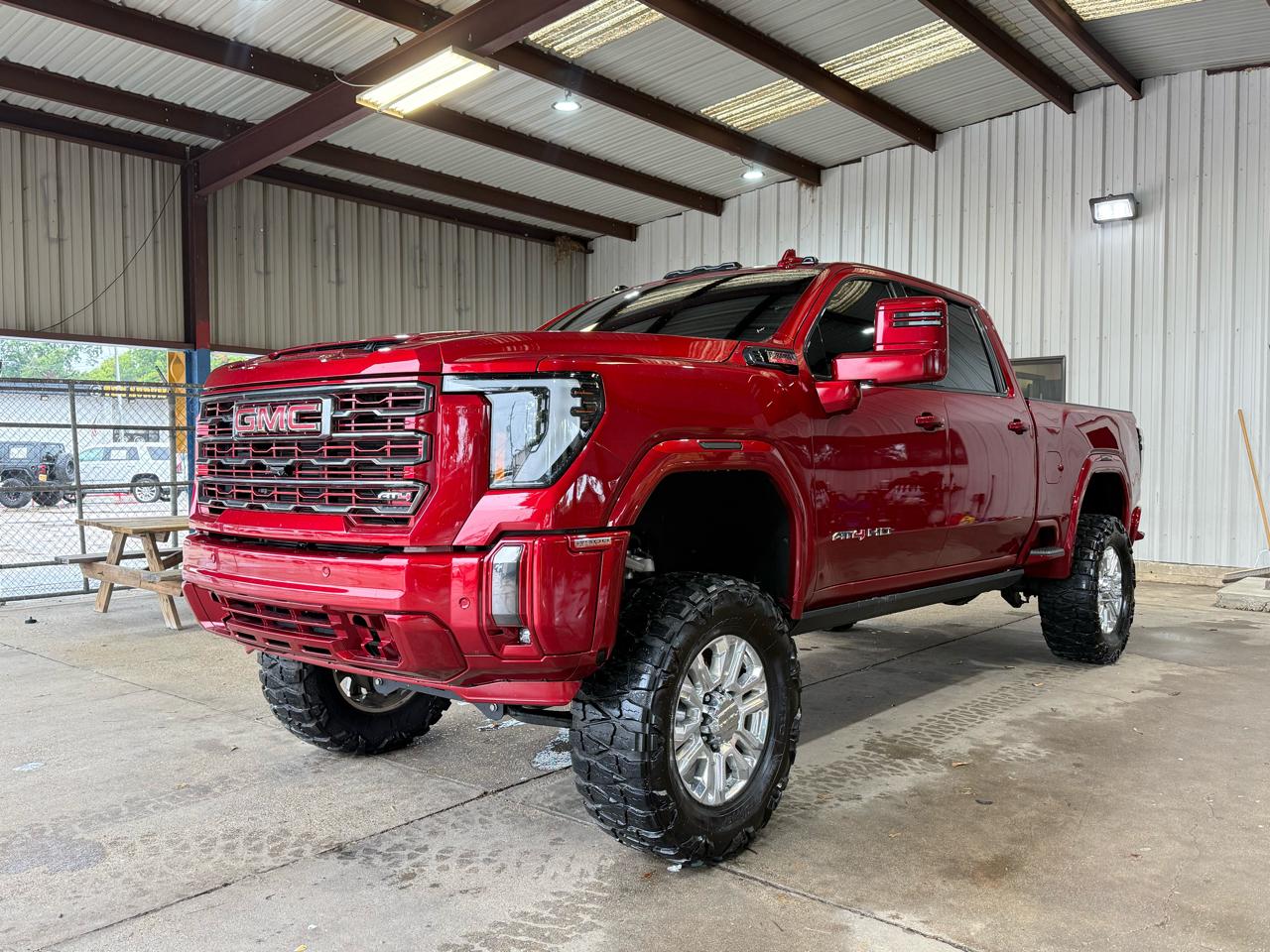 GMC Sierra 2500HD AT4 Crew Cab 4WD 2024