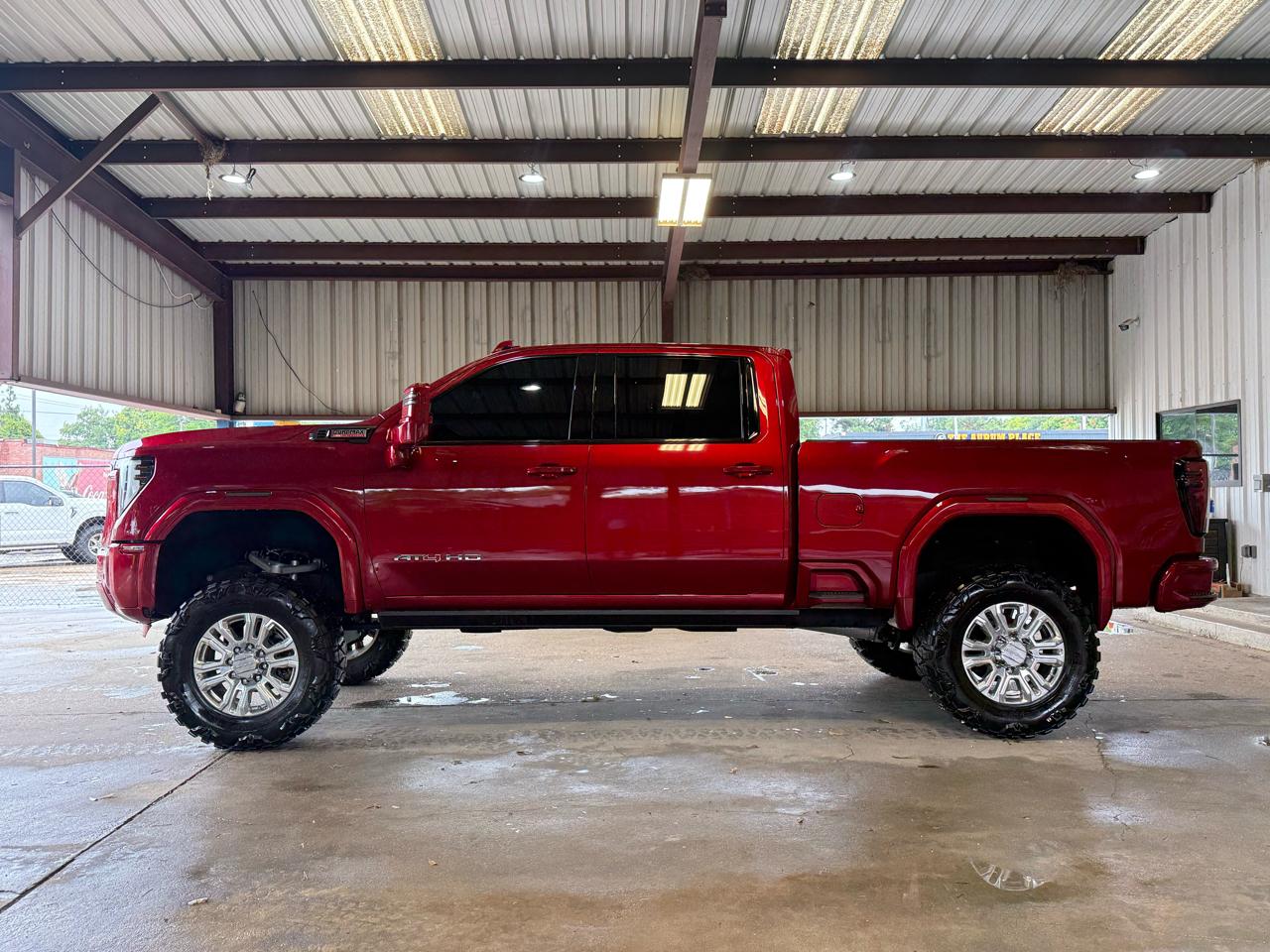 GMC Sierra 2500HD AT4 Crew Cab 4WD 2024