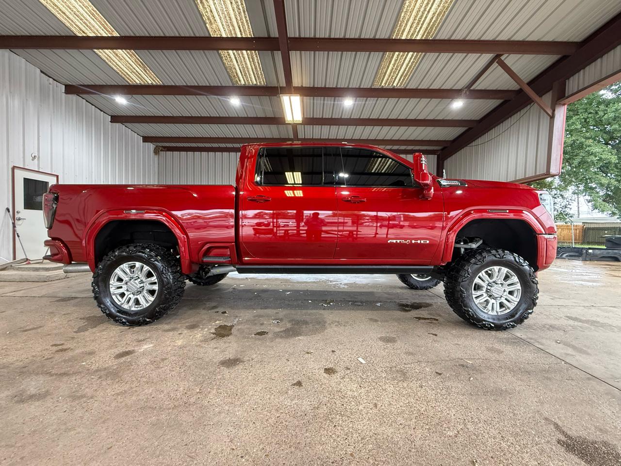 GMC Sierra 2500HD AT4 Crew Cab 4WD 2024