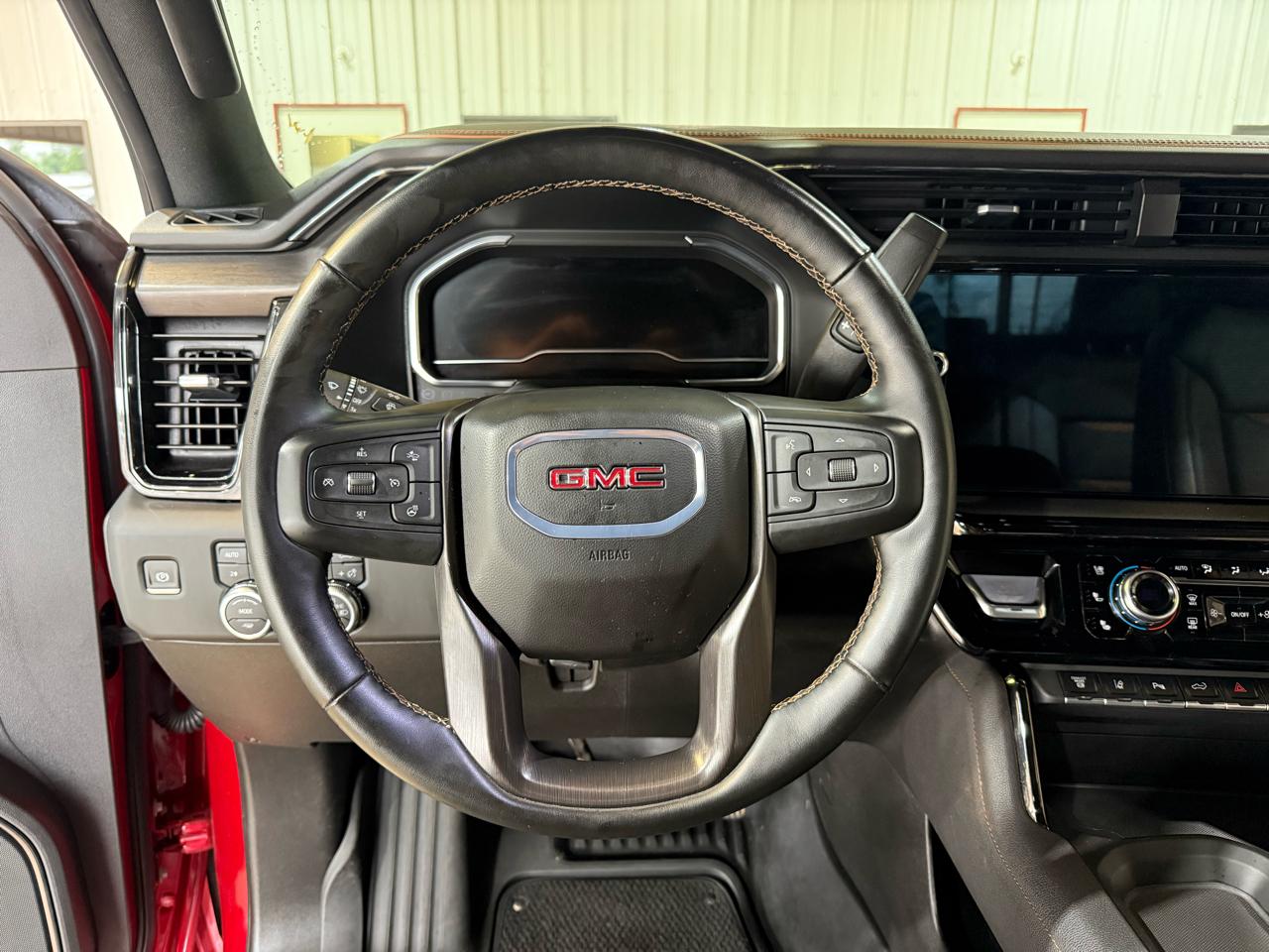 GMC Sierra 2500HD AT4 Crew Cab 4WD 2024