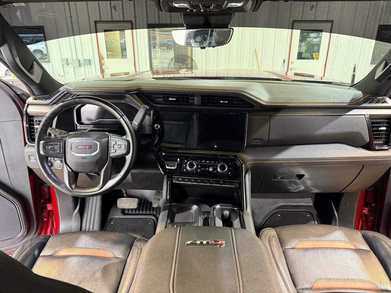 GMC Sierra 2500HD AT4 Crew Cab 4WD 2024
