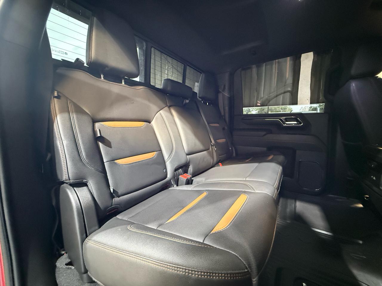 GMC Sierra 2500HD AT4 Crew Cab 4WD 2024
