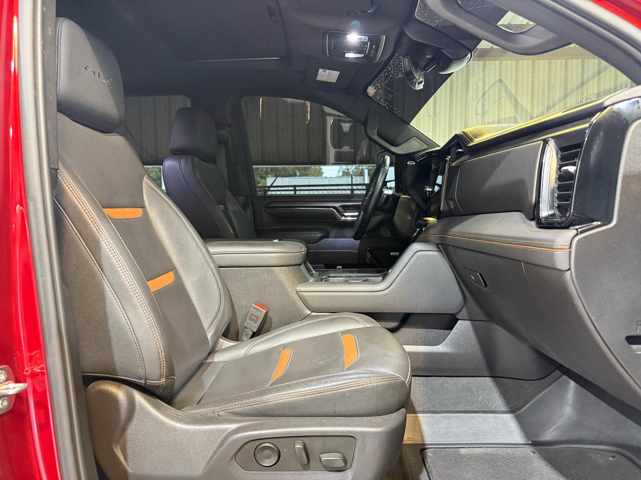 GMC Sierra 2500HD AT4 Crew Cab 4WD 2024