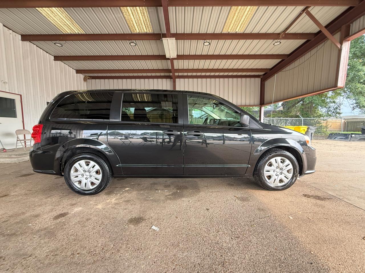 Dodge Grand Caravan SE 2020