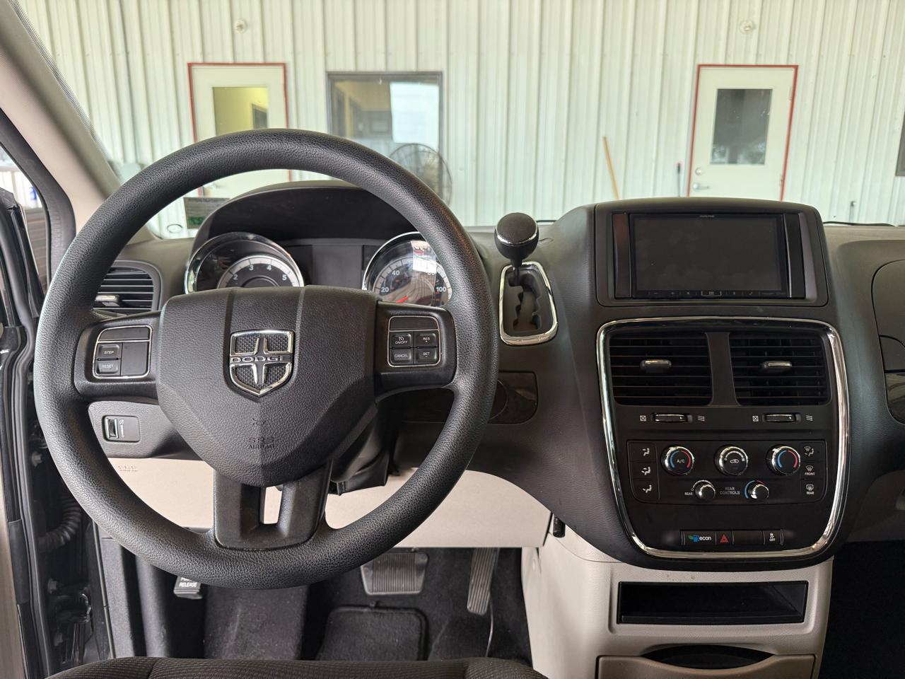 Dodge Grand Caravan SE 2020