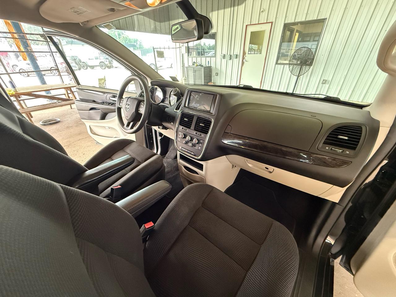 Dodge Grand Caravan SE 2020