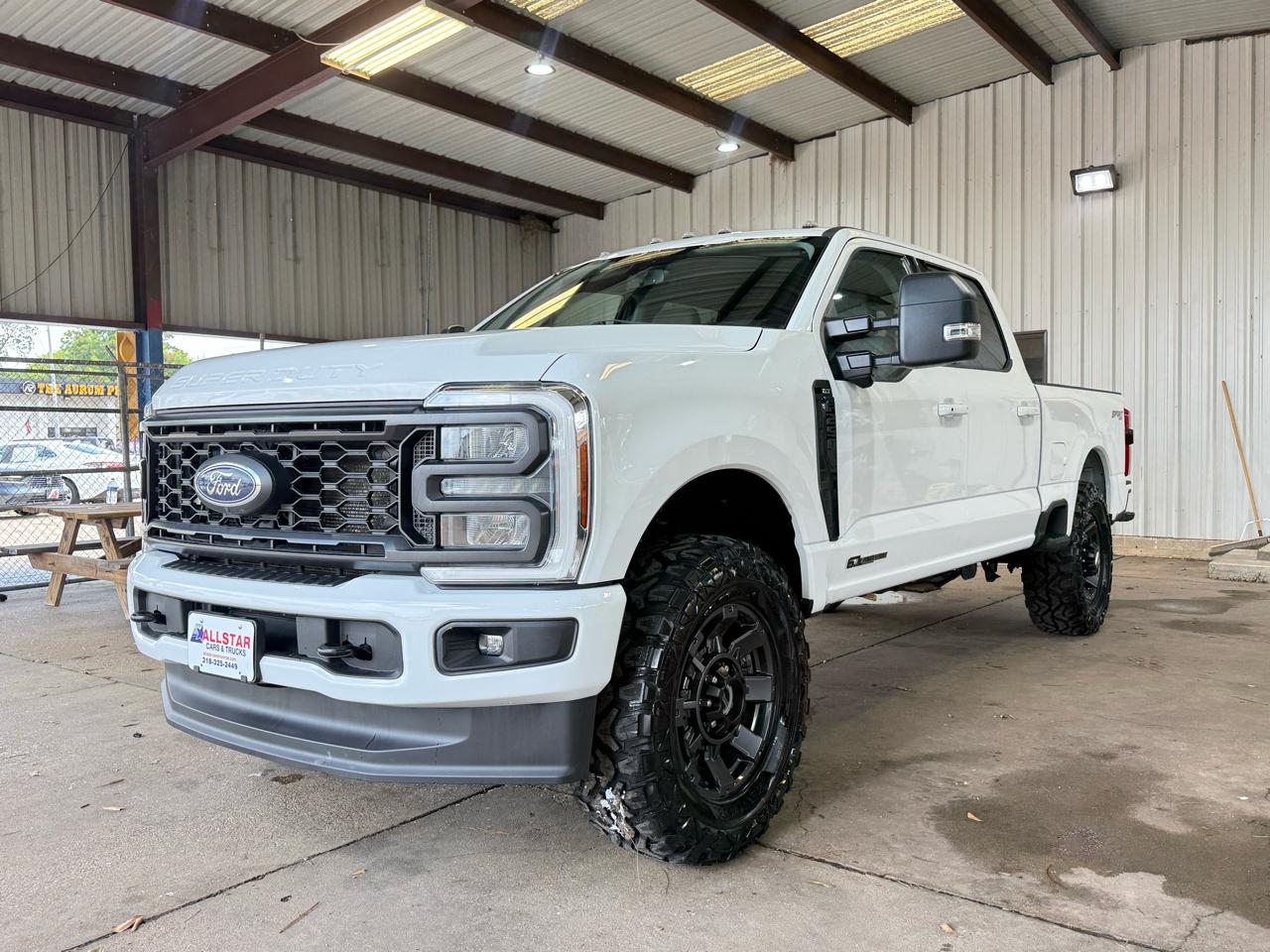 Ford F-250 SD XLT Crew Cab 4WD 2024