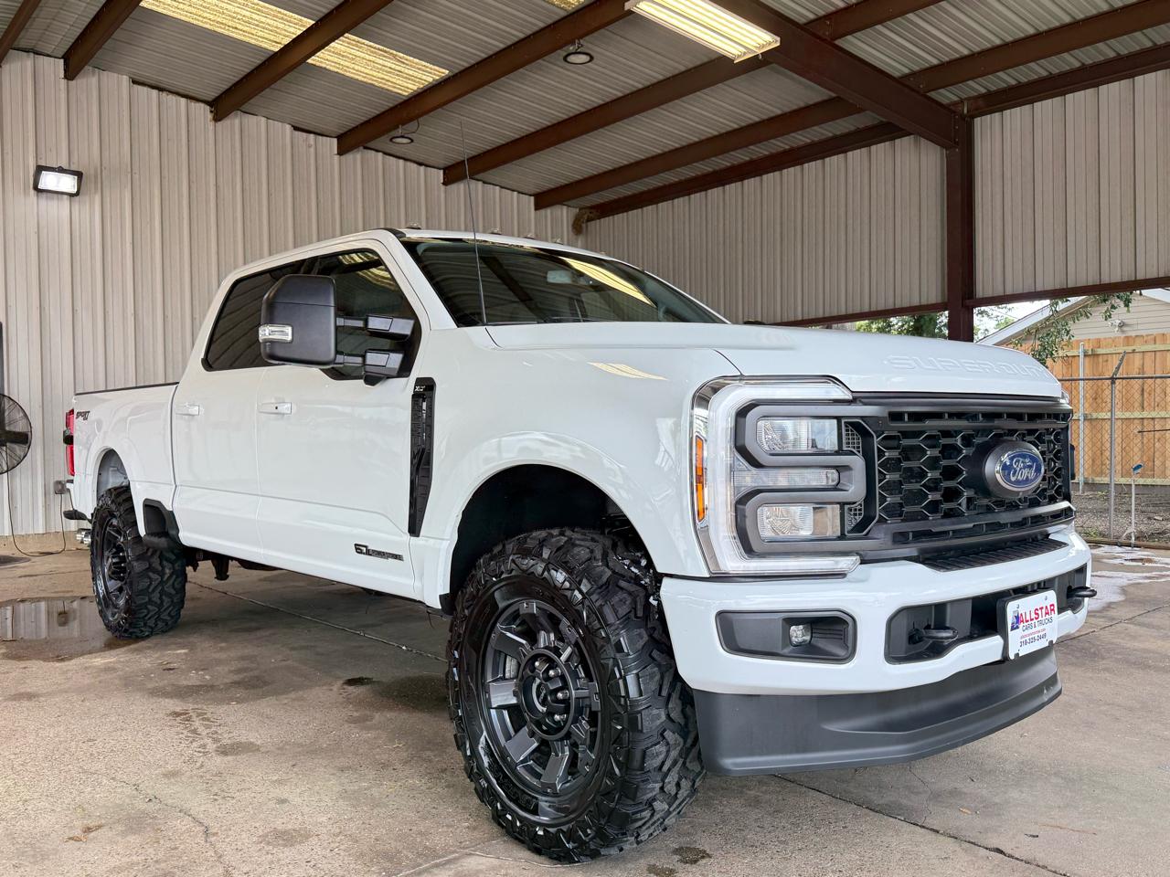 Ford F-250 SD XLT Crew Cab 4WD 2024