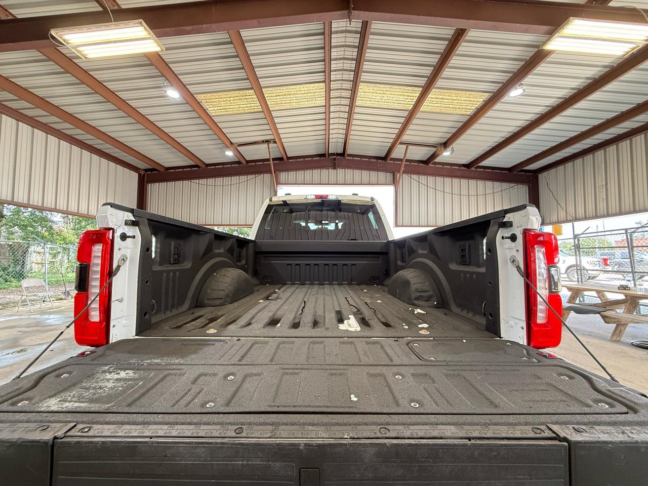 Ford F-250 SD XLT Crew Cab 4WD 2024