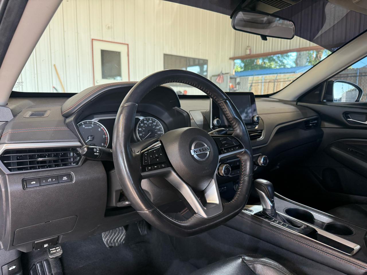 Nissan Altima SR 2021