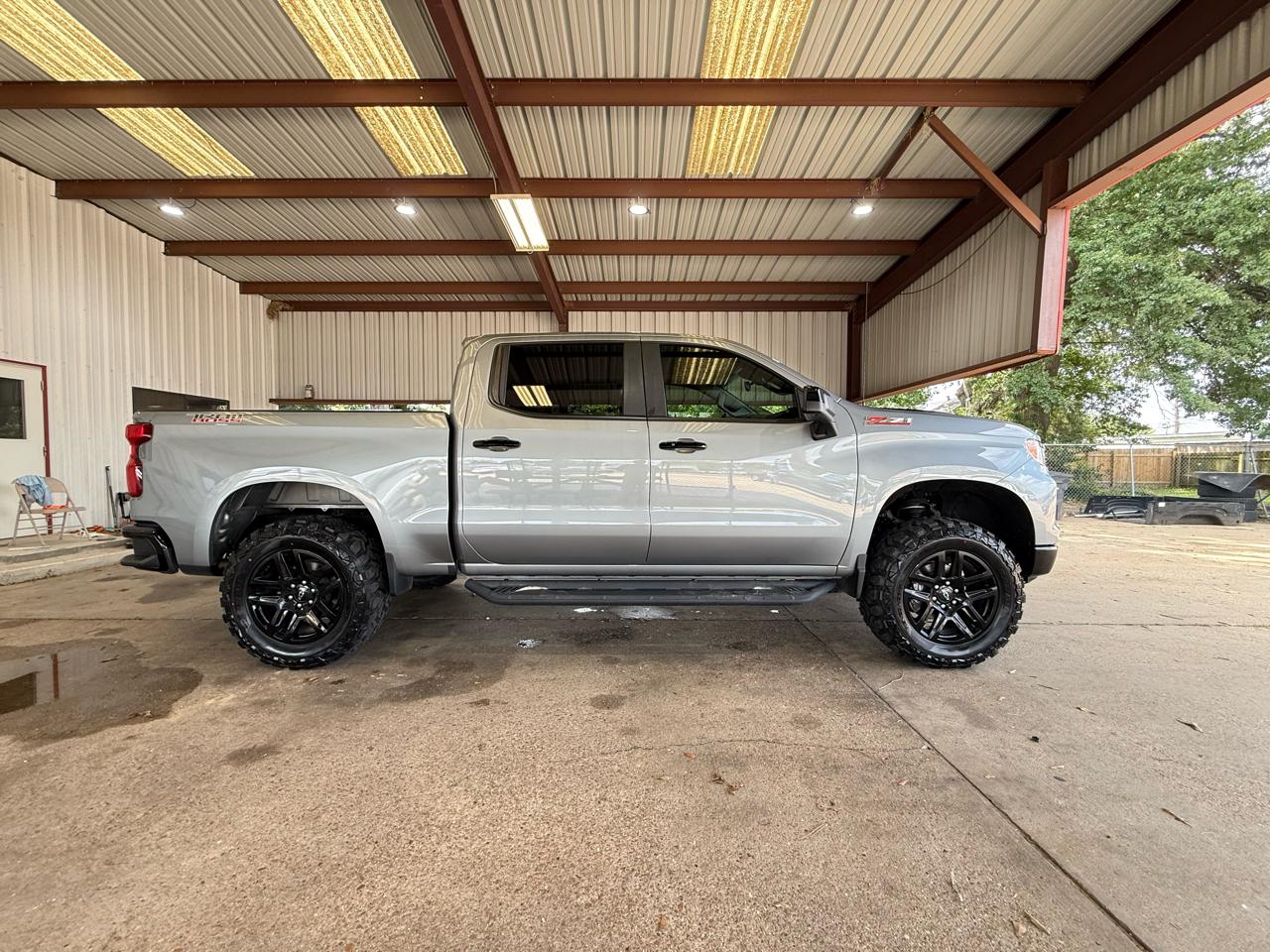 Chevrolet Silverado 1500 Trail Boss LT Crew Cab 4WD 2024