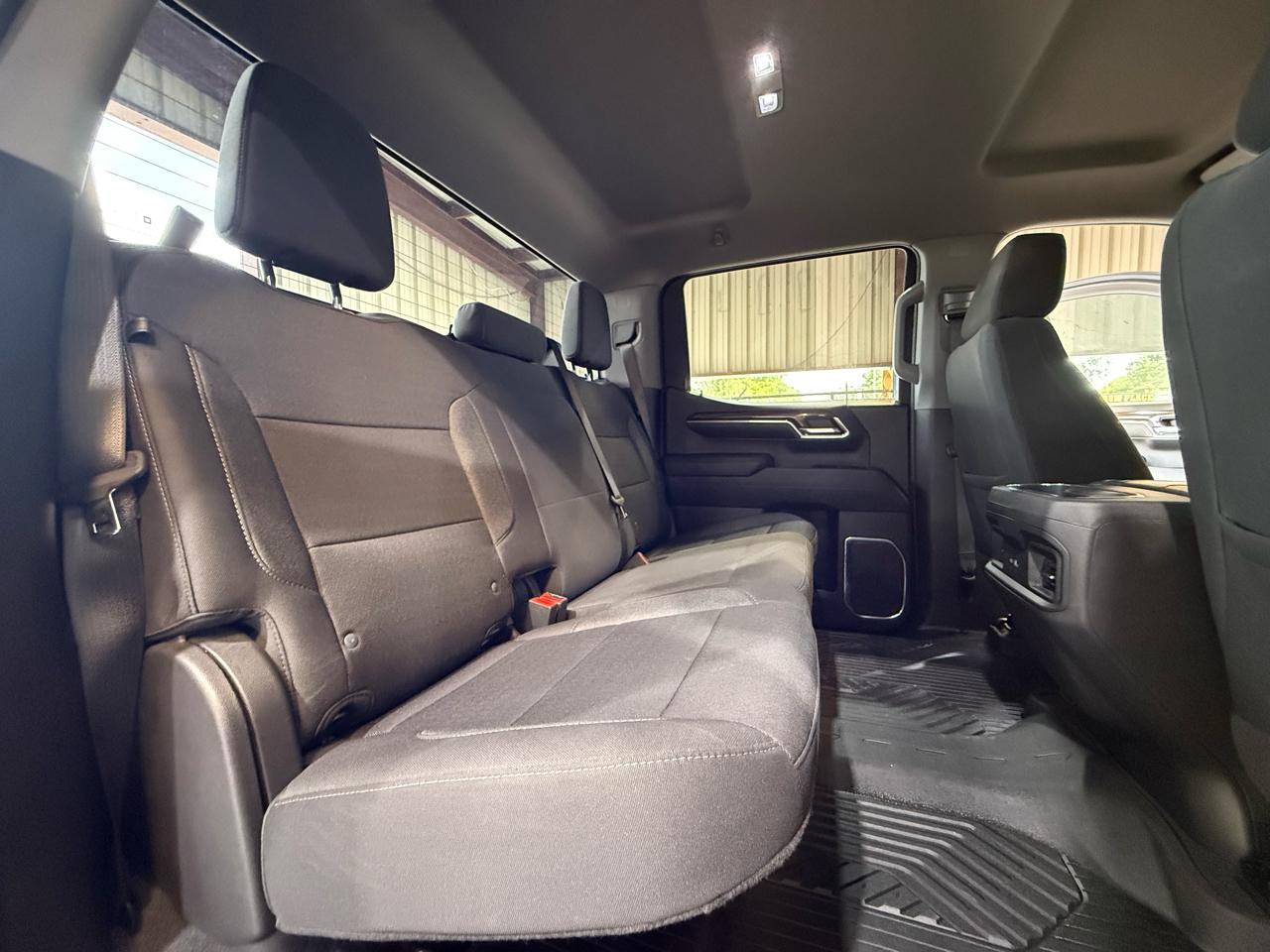 Chevrolet Silverado 1500 Trail Boss LT Crew Cab 4WD 2024