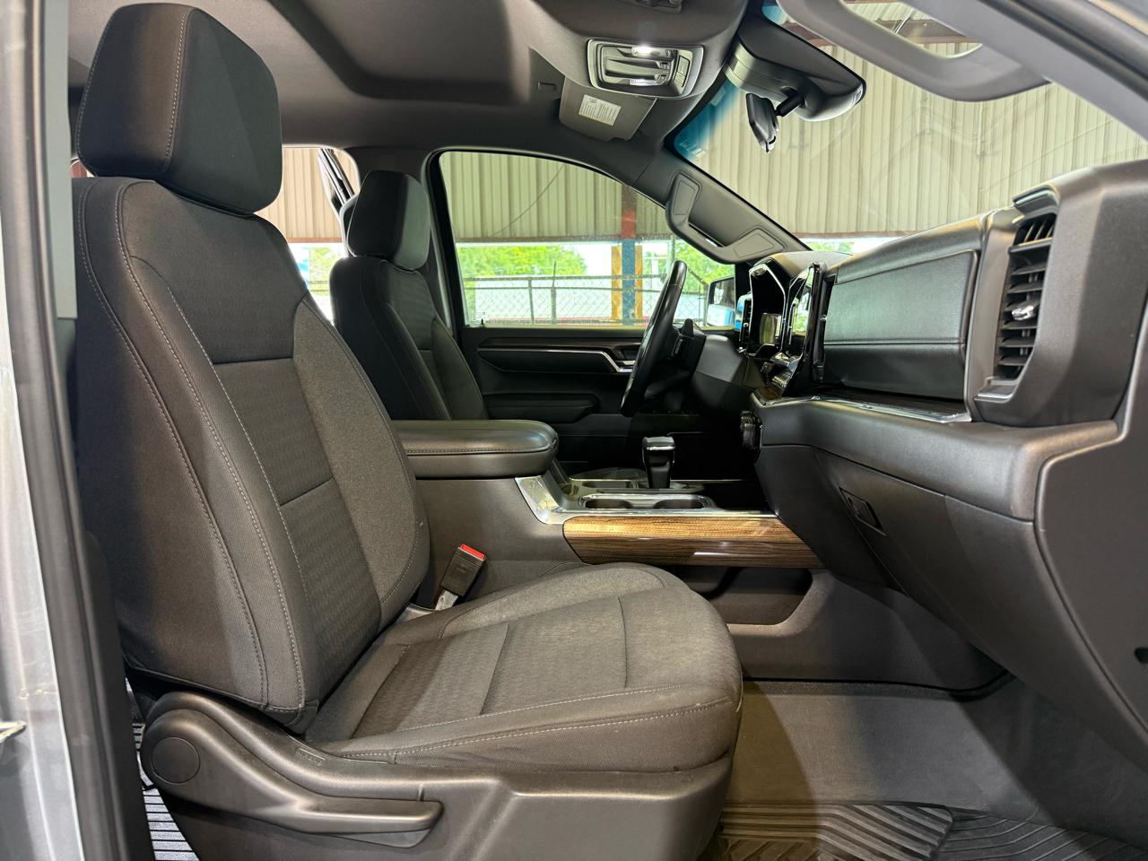 Chevrolet Silverado 1500 Trail Boss LT Crew Cab 4WD 2024