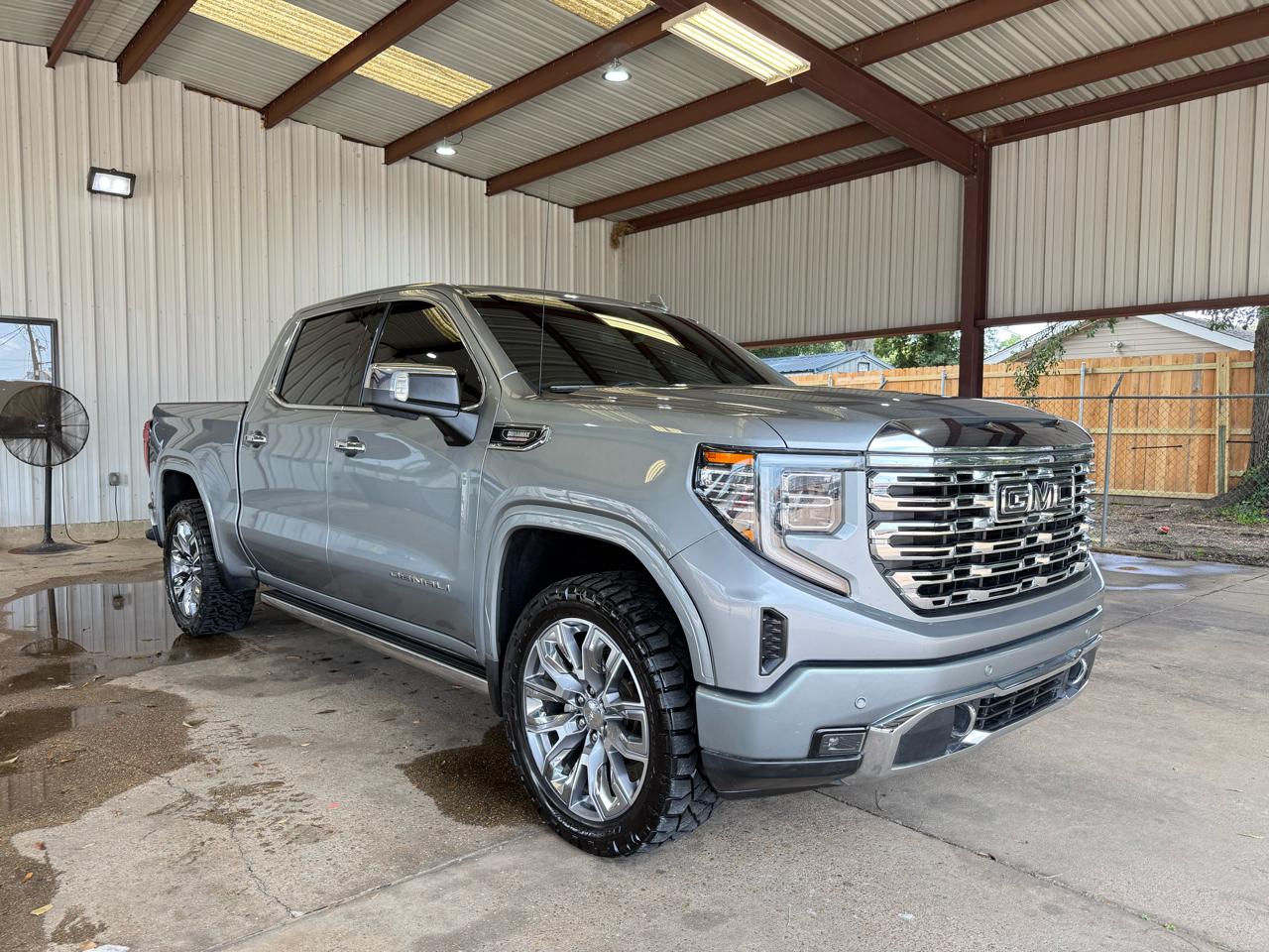 GMC Sierra 1500 Denali Crew Cab Short Box 4WD 2023