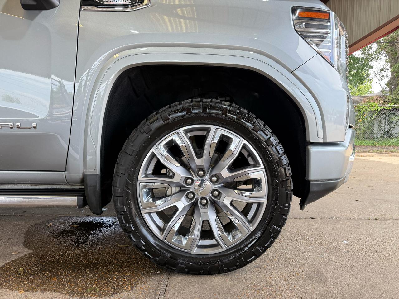 GMC Sierra 1500 Denali Crew Cab Short Box 4WD 2023