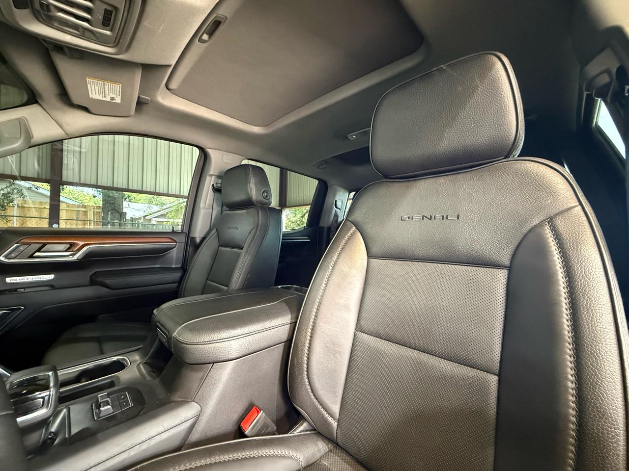 GMC Sierra 1500 Denali Crew Cab Short Box 4WD 2023